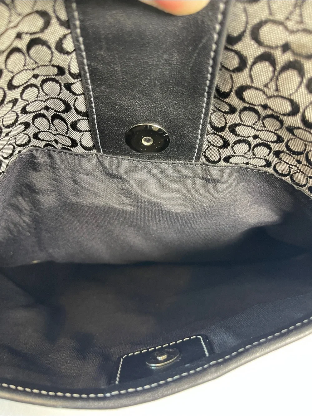 Coach  G3K-5706 1993 Vintage Small C Signature Messenger Saddle Bag